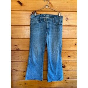 The Sweetheart Women’s Flare Stretch Jeans 10